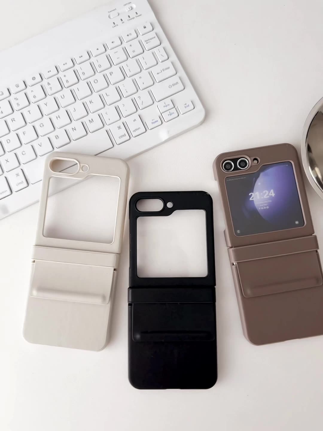 Suitable for Samsung Flip Series With Pen Slot & Complimentary Stylus Case
