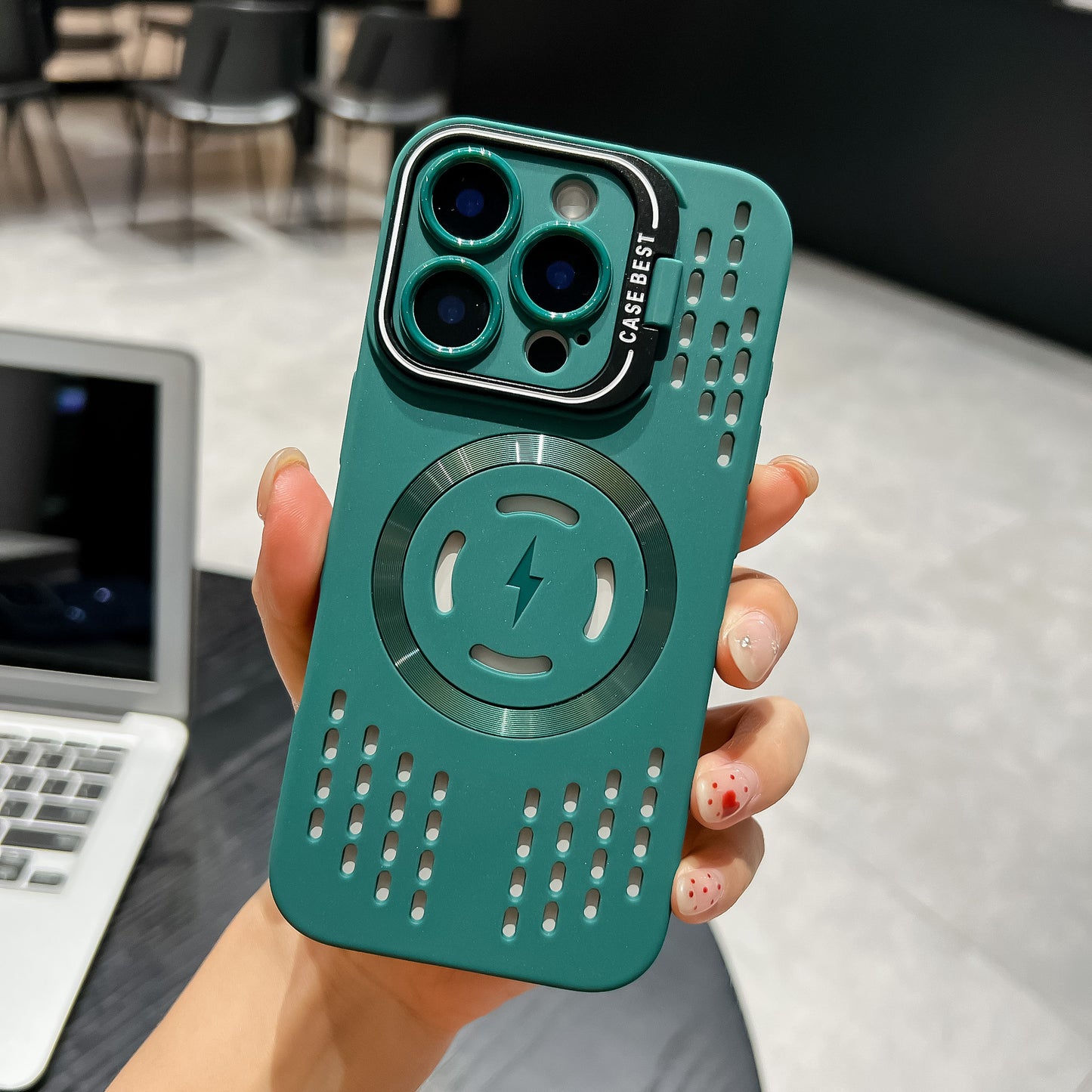 Skeleton Cooling & Invisible Lens Stand Case Cover for iPhone