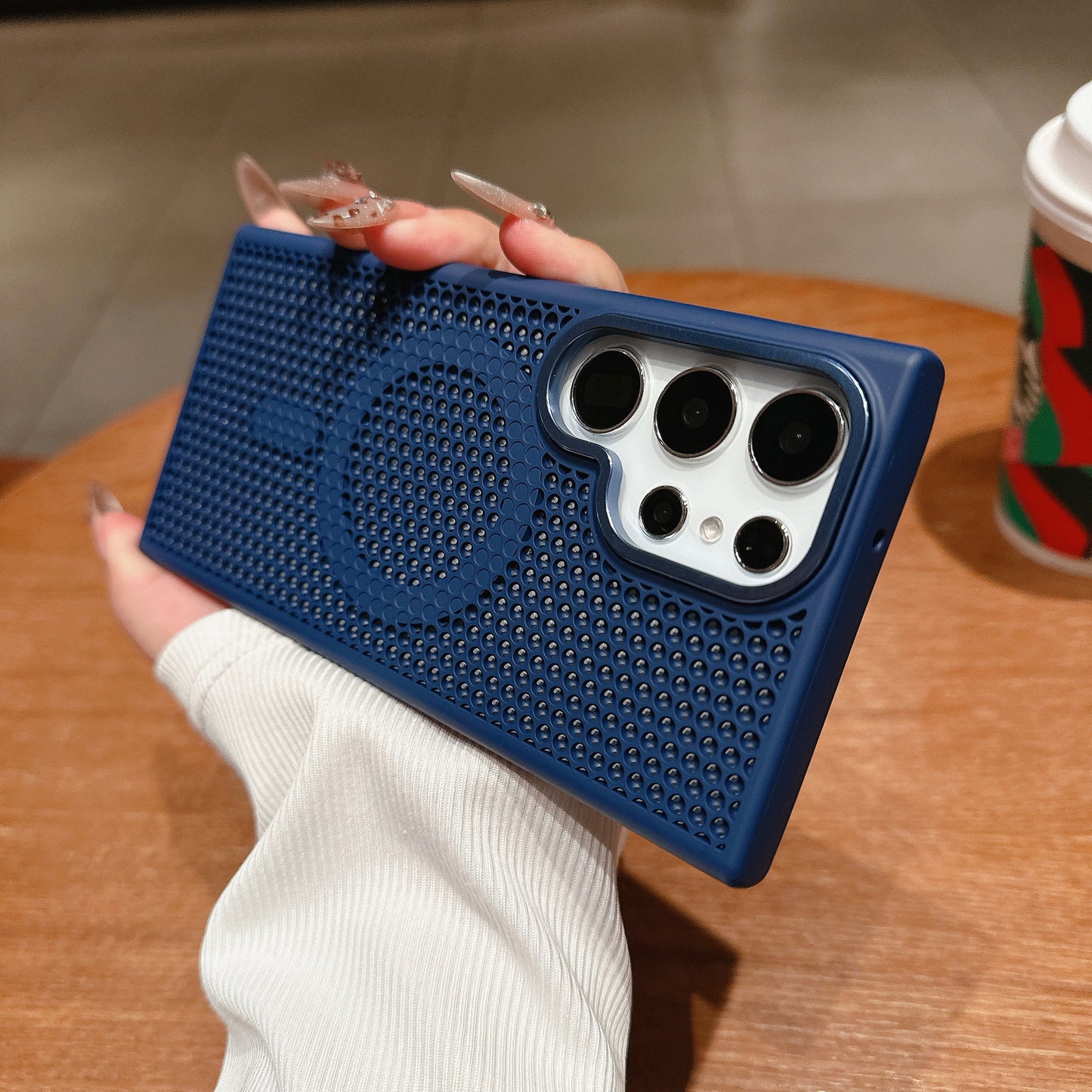 Skin-friendly Silicone Honeycomb Heat Sink & Magnetic Case Cover for Samsung S Series