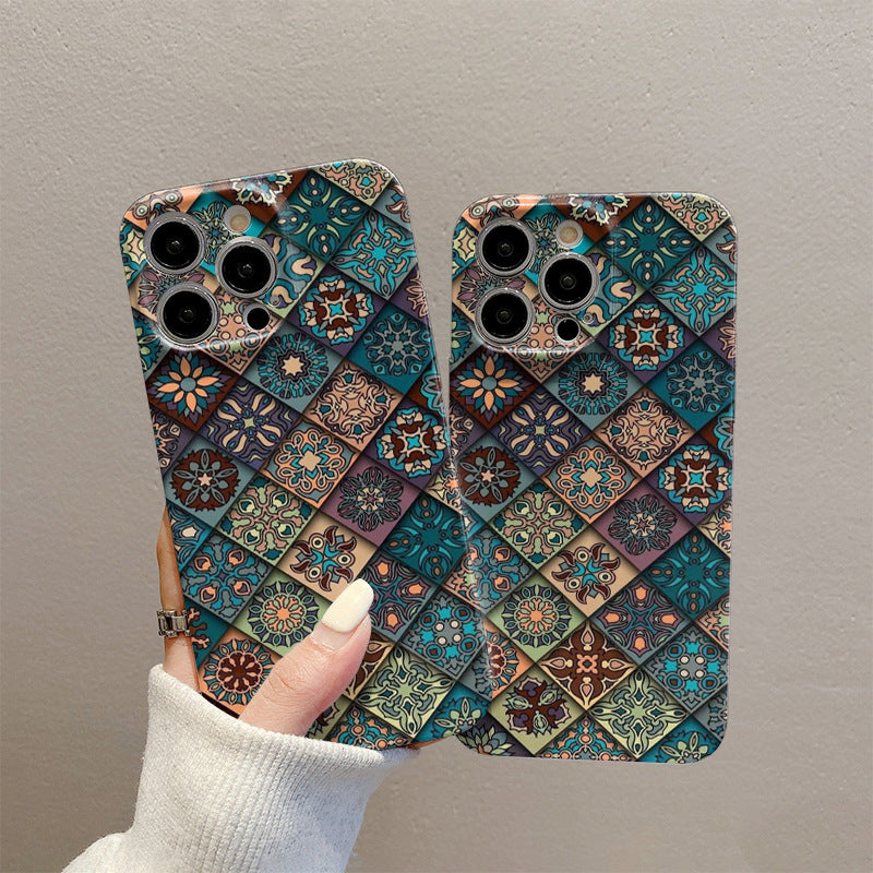 Retro Totem Print Case Cover for iPhone